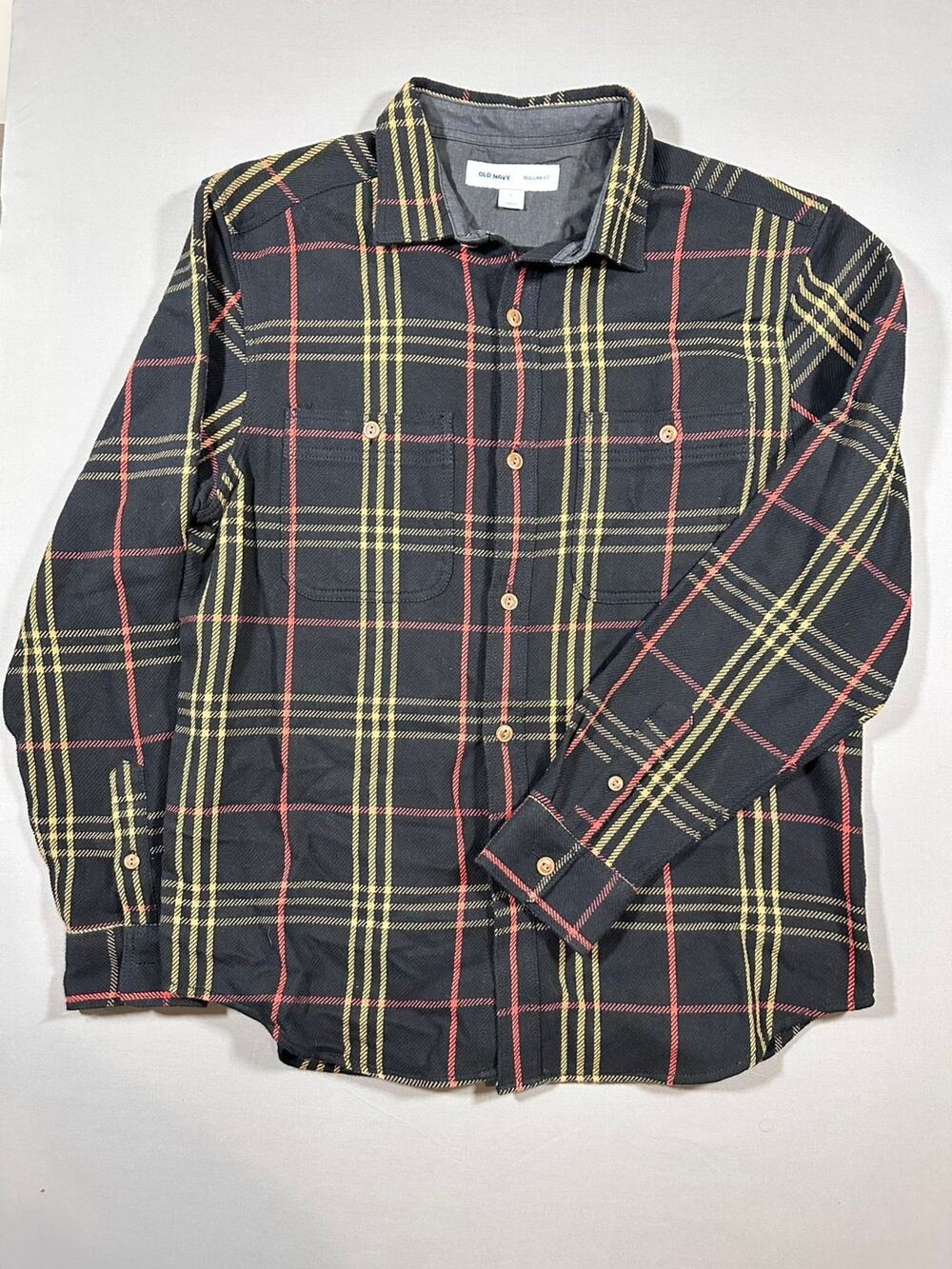 Old Navy Mens Regular Fit Size L Button Front Long Sleeve Plaid Multi-Color